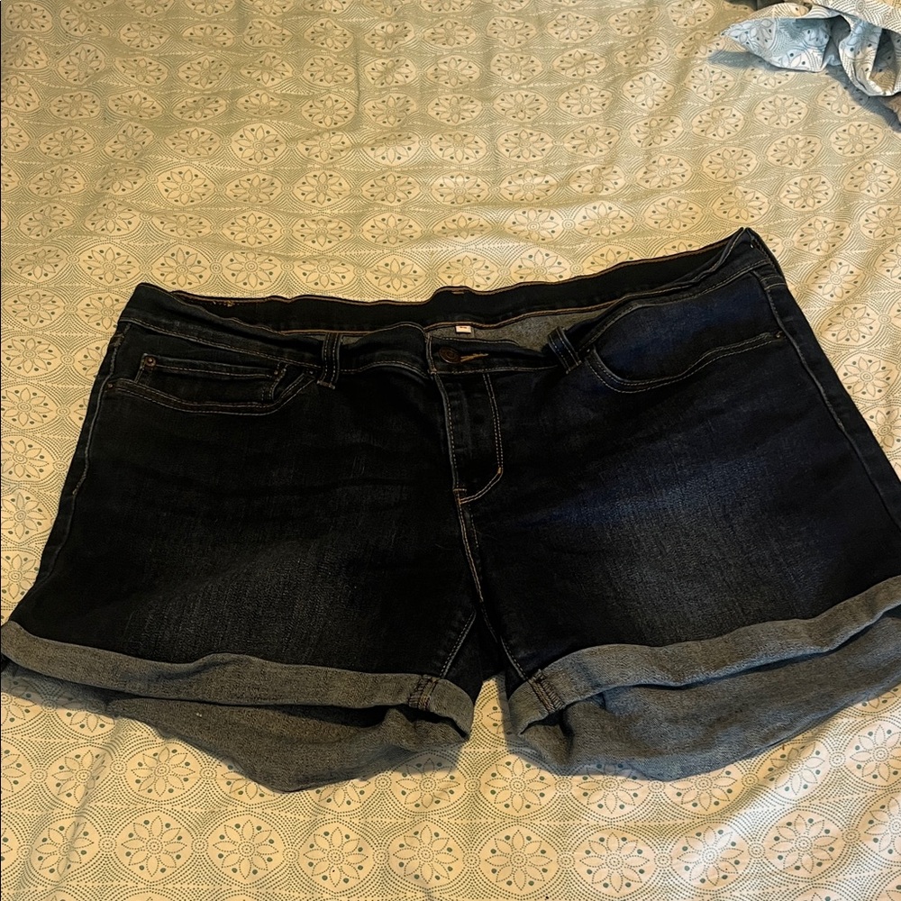 Levi's Dark Blue Rolled-Hem Denim Shorts